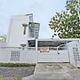 OYO 92817 Niza Guesthouse Syariah