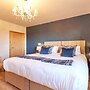 Host Stay The Parlour