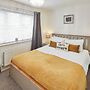 Host Stay Garden Cottage