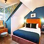 Host Stay North Parade Apartment