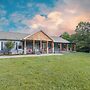 Riverside Ranch by Avantstay Mins to Downtown