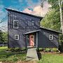 Plum Perfect Hideaway by Avantstay Near Downtown