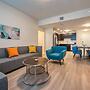 Leisure Business Oasis-near Convention Center