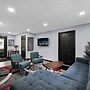 Luxury 2-bedroom Villa in Wilton Manors