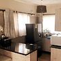 Gorgeous 1-bed Apartment in Harare