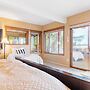 Madrona Beach House by Avantstay Waterfront Home