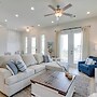 'seas The Day:' Home w/ Pool Access in Galveston