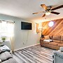 Remodeled Seminole Apt + Yard: 3 Mi to Beach!
