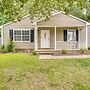 Cozy Vacation Rental ~ 2 Mi to Downtown Durham!