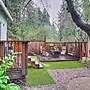 California Cottage < 4 Mi to Redwood Hiking Trails