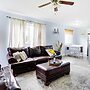 4 Mi to Michigan Stadium: Cozy Home w/ Fire Pit!