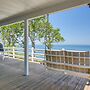 Bayfront Home w/ Deck - 4 Mi to Downtown Plymouth!