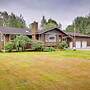 Riverfront Rental w/ Deck: 4 Mi to Wallace Falls!