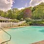 Sparrow Bush Retreat w/ Fireplace & Screened Porch