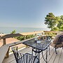 Lakefront Geneva Vacation Rental - Walk to Strip!