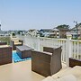 Brigantine Getaway: Walk to the Beach!