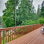 Charming Grapeview Cottage w/ Deck + Cove Access!