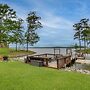 Lakefront Paradise With Private Deck & Kayaks!