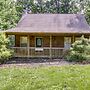 Cozy Bainbridge Retreat w/ Fireplace + Deck!