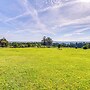 Cozy Kentucky Getaway w/ Panoramic Farm Views!