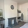 Captivating 1-bed Apartment in Newport