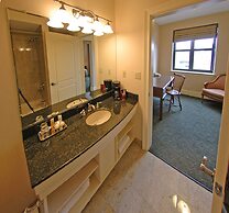 Genesee Grande Hotel And Suites Syracuse United States Of - 