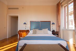 Luxe Rose Garden Hotel Roma Rome Italy Lowest Rate Guaranteed