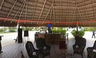 Hotel Royal Palm Island Resort Little Frenchman Caye Belize Niedrigster Hotel Tarif Garantiert