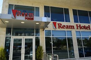 Ream Hotel Amman Jordan Lowest Rate Guaranteed - 