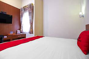 Hotel Reddoorz Near Trans Studio Mall 2 Bandung Indonesia - 