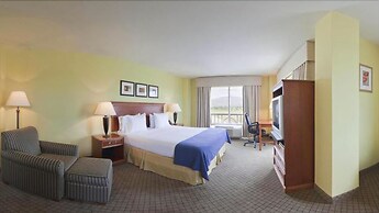 Holiday Inn Express Hotel Suites Trincity Trinidad Airport - 