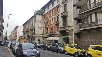 Hotel Milano Guest House Armonia Passione Milan Italy - 