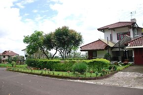 Hotel Villa Chavaminerva Bata Ciater Ciater Indonesia - 