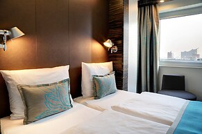 Hotel Motel One Hamburg Am Michel Hamburg Germany Lowest Rate Guaranteed