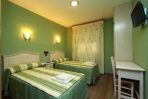 Hotel Hostal Regio Madrid Spagna Tariffa Minima Garantita