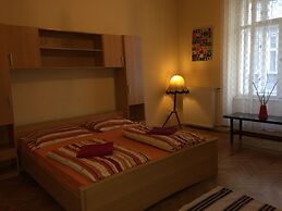 Hotel Boomerang Hostel Budapest Hungary Lowest Rate - 