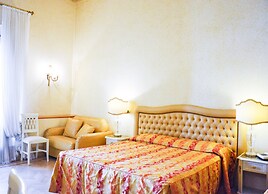 Hotel Labelle Rome Italy Eurobookingscom - 