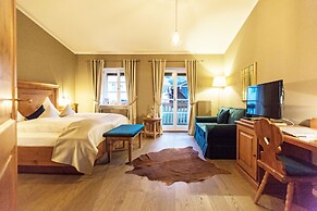 Hotel Landgasthof Karner Frasdorf Germany Lowest Rate - 