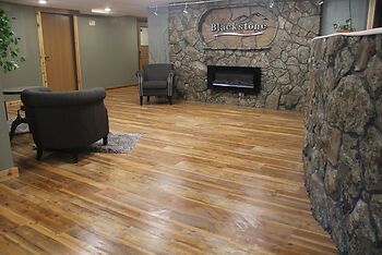 Hotel Blackstone Lodge Suites Lead United States Of America