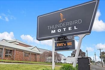 thunderbird motel hotel impossible