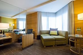 Holiday Inn Bangkok Silom An Ihg Hotel Bangkok Thailand Lowest Rate Guaranteed