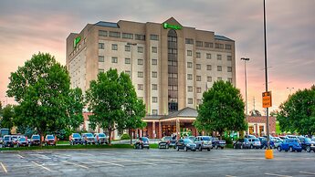 Holiday Inn Rapid City-Rushmore Plaza, an IHG Hotel