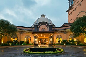 メキシコのサン ペドロ ガルサ ガルシアにあるquinta Real Monterrey 最低料金を保証します
