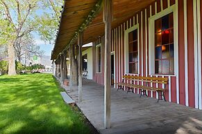Buffalo Bill Village Cabins