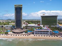 El Cid El Moro Beach Hotel