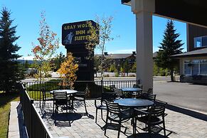 Hotel Gray Wolf Inn & Suites, West Yellowstone, United States of