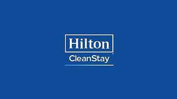 Hotel Hilton Toronto, Toronto, Canada - Lowest Rate Guaranteed!