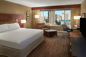 Hotel Hilton Toronto, Toronto, Canada - Lowest Rate Guaranteed!