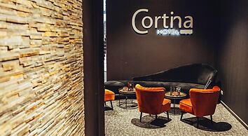Cortina Hotel