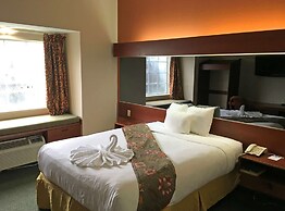 Americas Best Value Inn & Suites Lake Charles at I-210 Exit 5